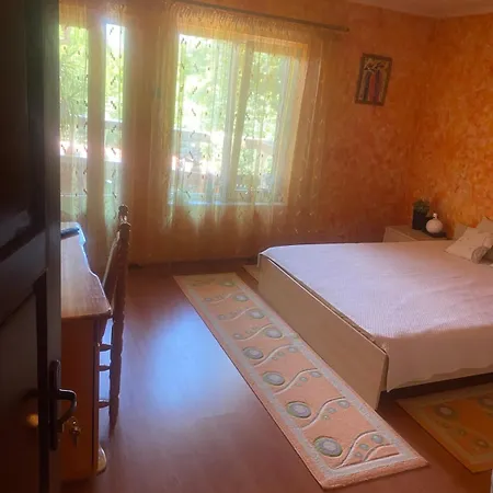 Dolce и партита فيلة